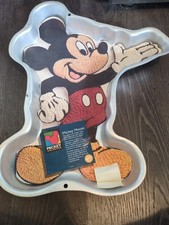 Vintage 1995 Wilton Mickey Mouse Cake Pan Wit...