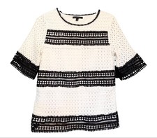 EUC Women's Banana Republic Lace Top Size S White Black