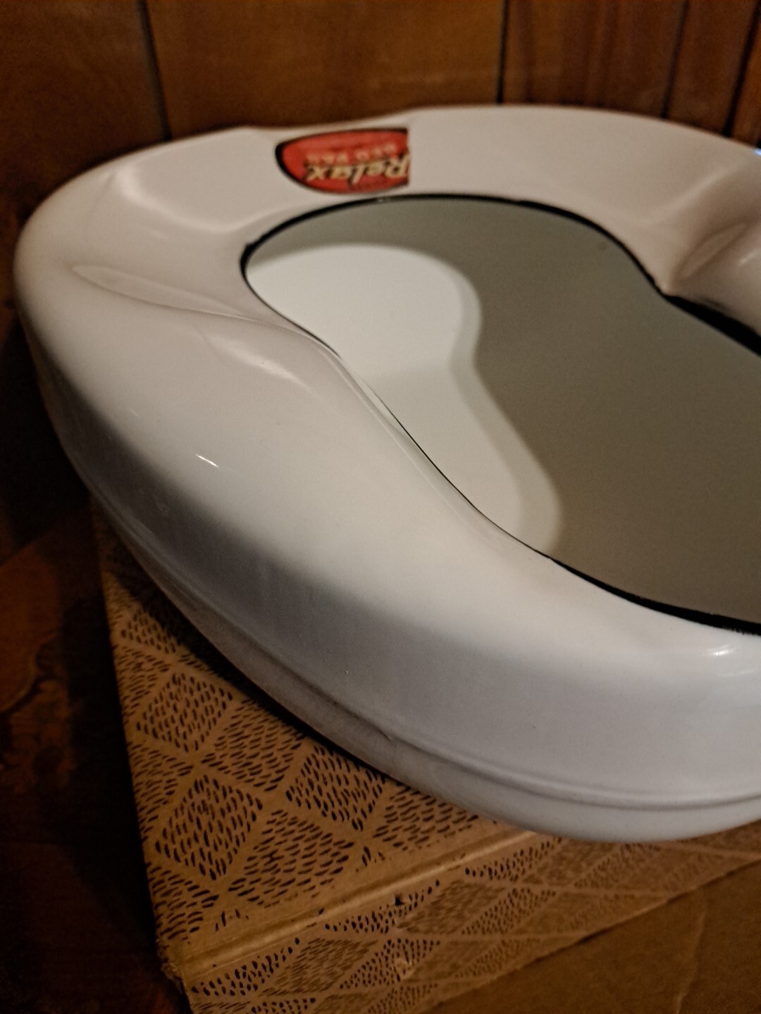 VTG Mid-Century Jones RELAX Porcelain Enameled White Bed Pan w/Original Box 