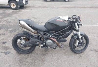 2011 Ducati Monster 696 Engine Motor OEM | eBay