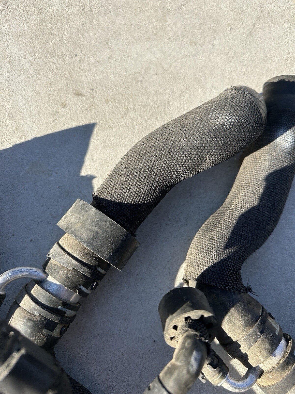 2018 AUDI R8 5.2L V10 FRONT Left RADIATOR COOLANT HOSE 4S0121055C 4S0 121 055 C