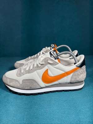 Nike Air Vortex Vintage White Orange Gray Running Shoes Men s Size 9 Retro Sneak