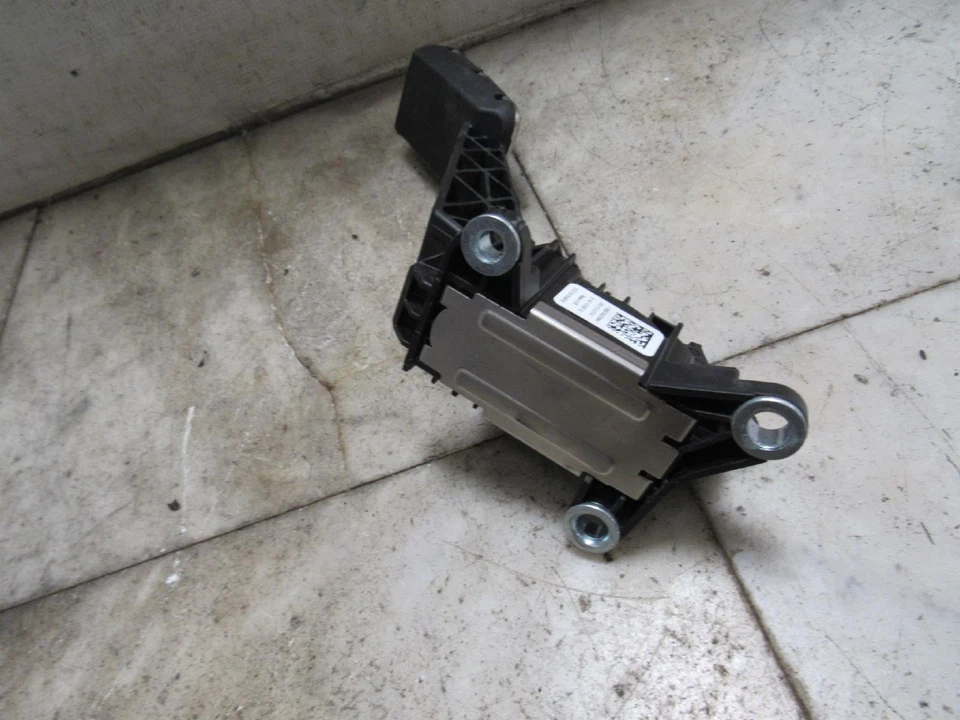 2019 HONDA ACCORD GAS PEDAL - Image 3 of 3