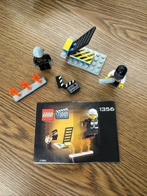 LEGO Studios: Stuntman Catapult (1356) and 1357 Camerman complete w/instructions