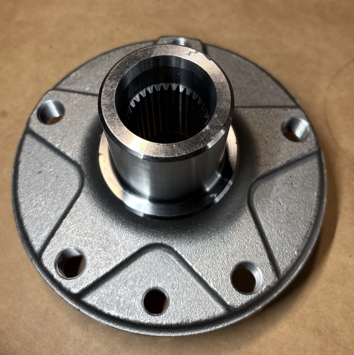GSP Wheel Hub 233001WH 25K photo 2