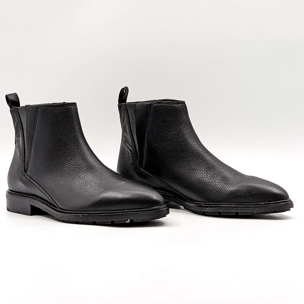 Via Spiga Women Emelin Weatherproof Black Leather Zip ankle boots