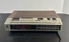 1980's Vintage GE 7-4634B FM/AM Electronic Digital Alarm Clock Radio Woodgrain