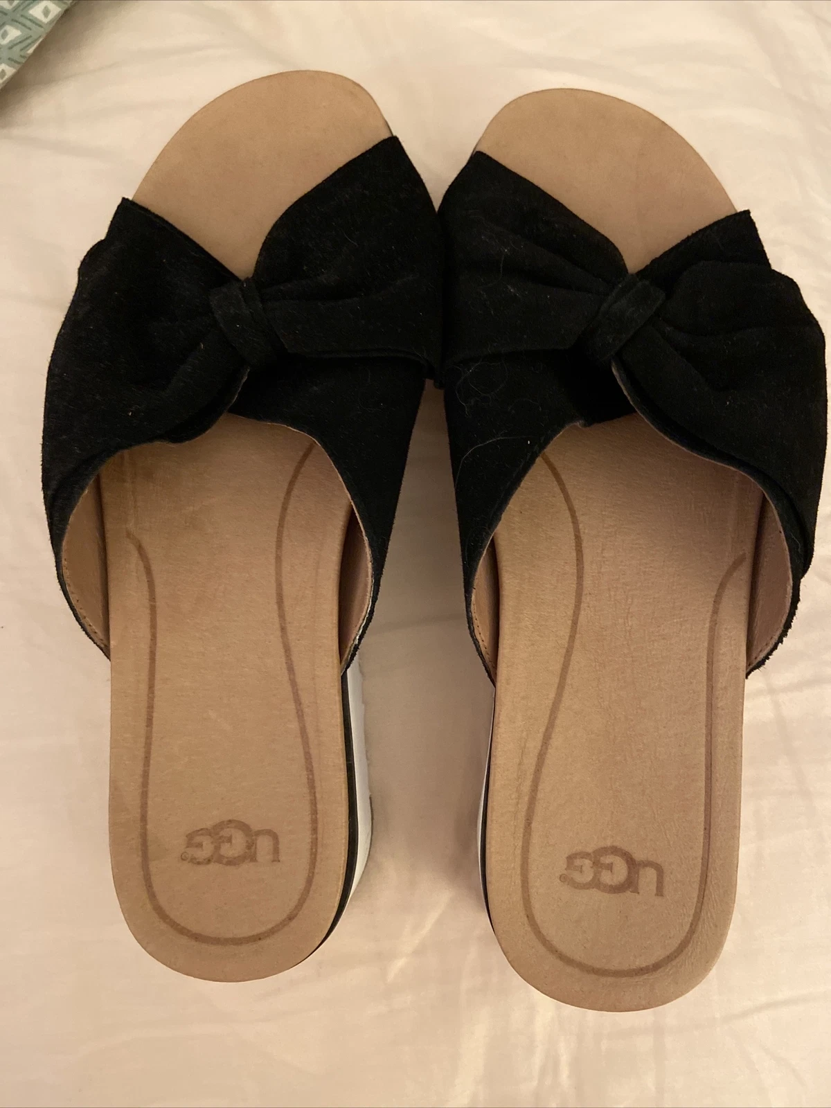 Sandali UGG Joan II neri plateau slide scamosciati fiocco foderati in pelle misura 7 5