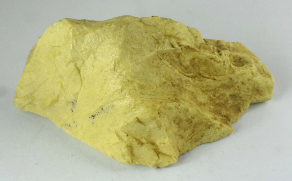 New Product 2080 Ct Yellowish Green Serpentine Gemstone Rough Natural Untreated - Image 3 of 4