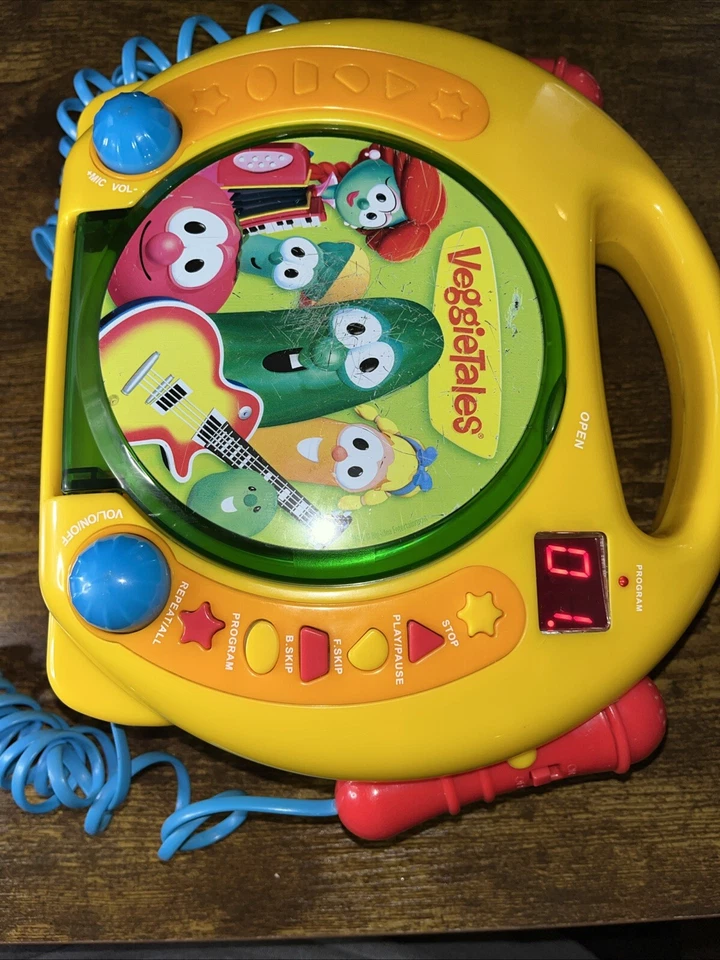 VeggieTales Sing-Along Karaoke CD Player - Hard to Find READ - Image 3 of 4