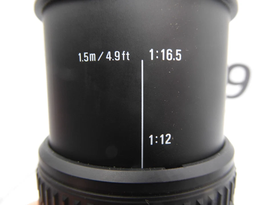 Sigma DG Macro 70-300mm f/4.0-5.6 DG Lens Canon mount  manual focus only digital - Image 3 of 4