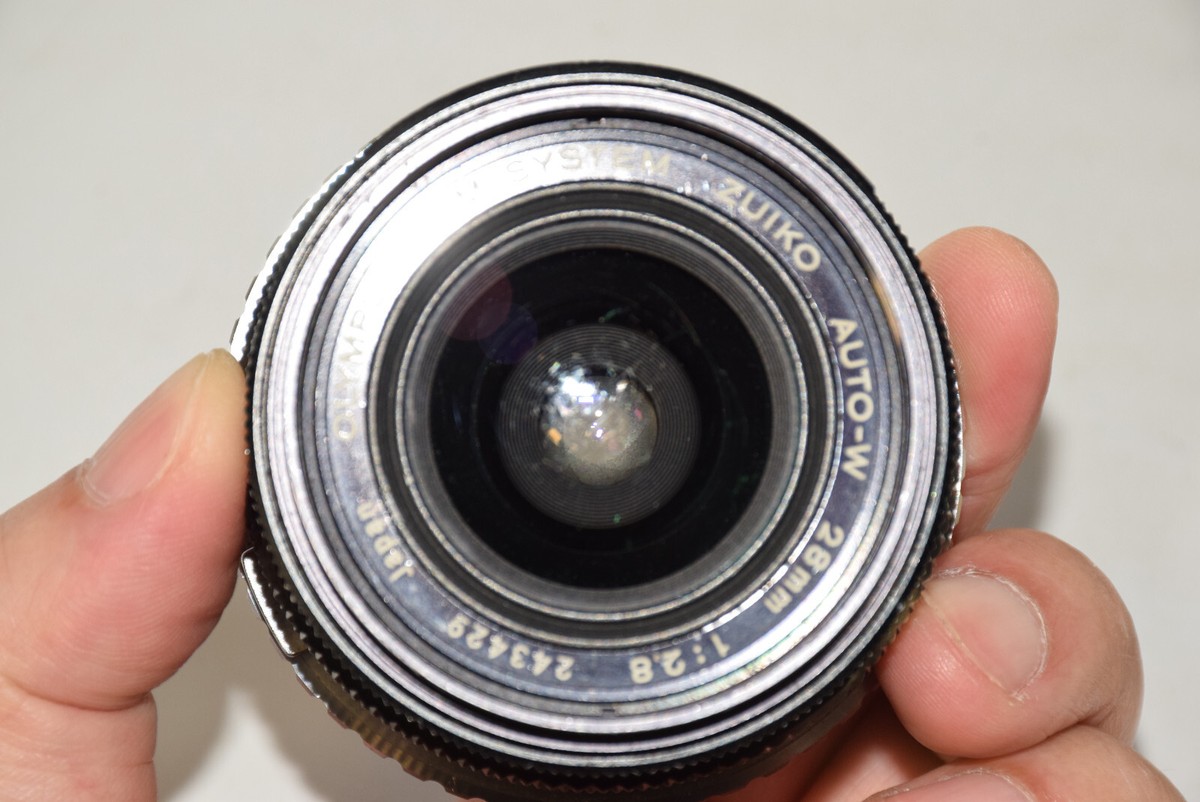 Olympus OM System ZUIKO Auto-W 28mm f/2.8 MF Lens - Scratches on