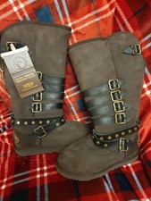 New Kos Real Sheepskin brown 5 bootsMetal logo on back Studded straps & buckles