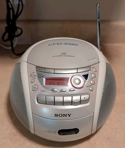 Sony CFD-E95 PSYC CD/Radio/Cassette Boombox Pearl White Color - 90s Vtg