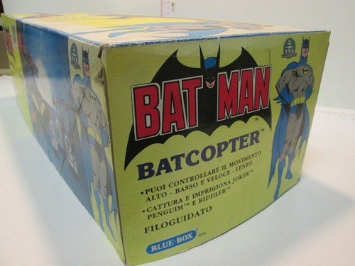 BATMAN BATCOPTER FILOGUIDATO BLUE BOX GIOCHI PREZIOSI - Foto 3 di 12