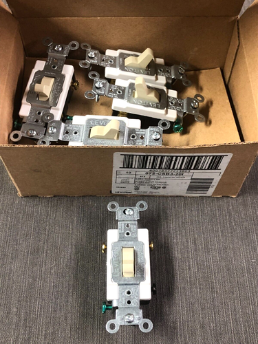 Leviton CSB3-20I kommerzieller 3-Wege-Kippschalter 20A 120/277V Elfenbein - 10er Pack