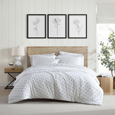- Queen Duvet Cover Set, Breathable Cotton Percale Bedding with Matching Shams,