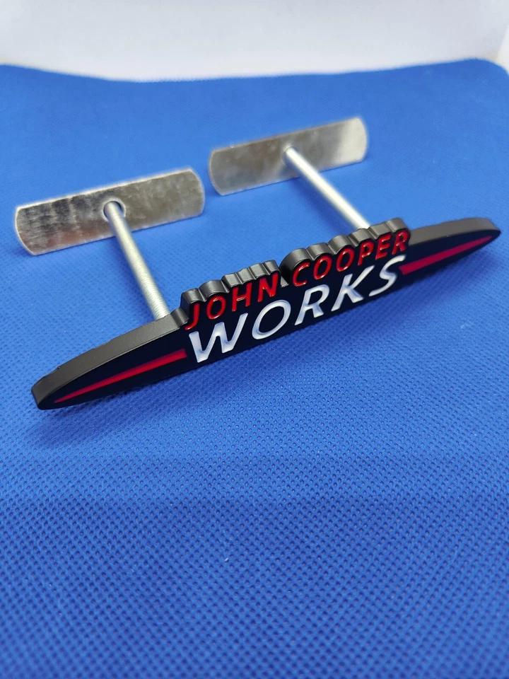 MINI JCW John Cooper Works emblème insigne logo NOIR calandre clubman S one - Immagine 2 di 4