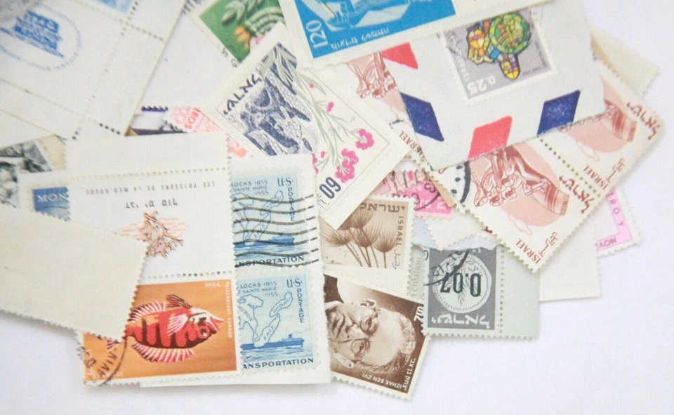 Vintage Collector Stamp Collection Storage Unit Unresearched US Foreign BB332 - Image 4 of 4