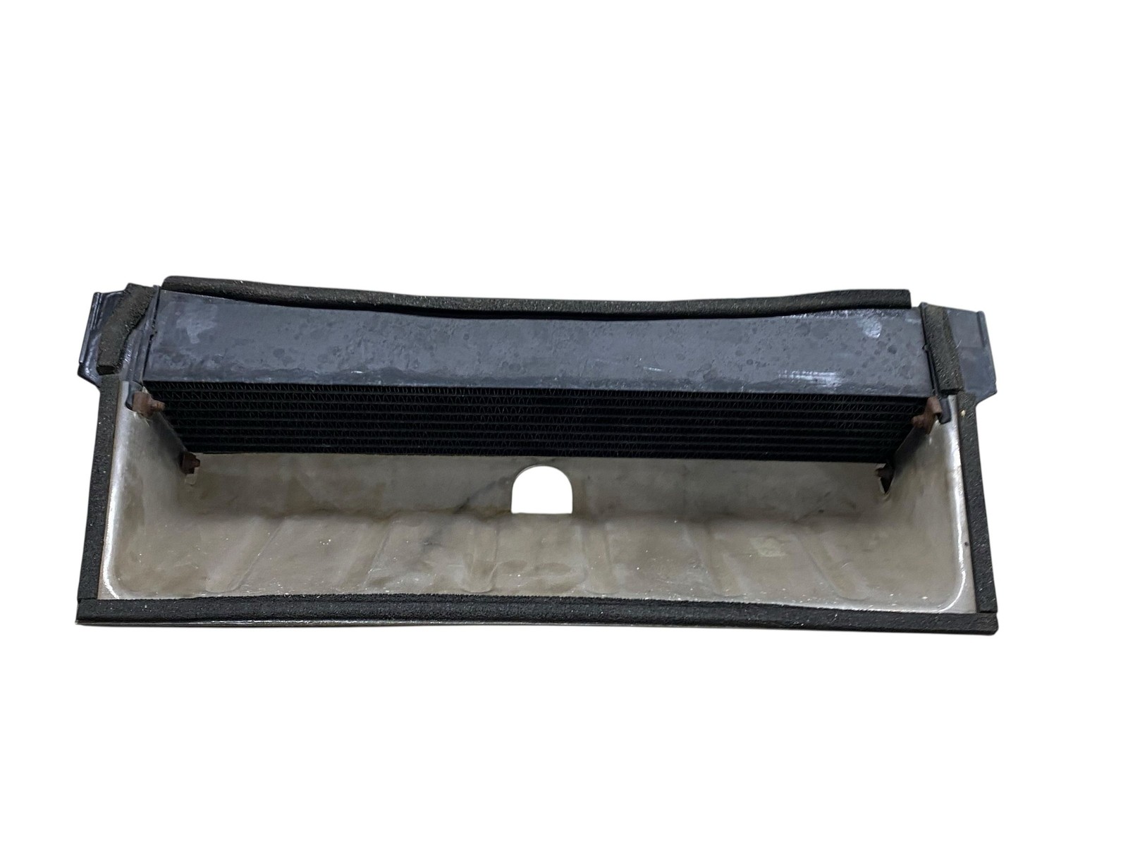 2006-2016 Aston Martin Vantage Oem 4.3L ENGINE OIL COOLER RADIATOR 6G33-6A642-AB