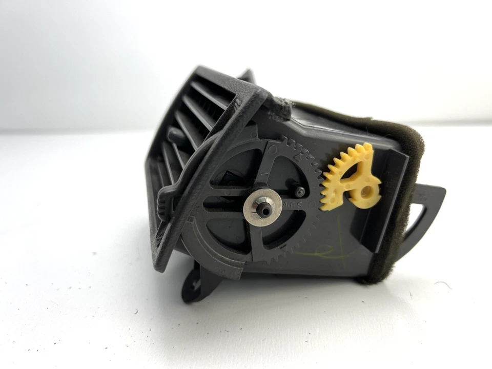 1989-1995 Toyota 4Runner серый приборной панели вентиляционная решетка OEM поврежден - Изображение 4 из 4