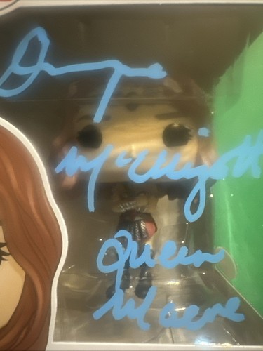 Dominique McElligott Signed "The Boys" #982 Queen Maeve Funko Pop! JSA COA - Picture 3 of 7