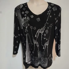 Chico’s Travelers Size 3 (XL) Black Giraffe Print V-Neck Stretch Tunic Top