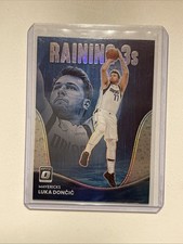 2022-23 Panini Donruss Optic - Raining 3s Luka Dončić #7 Holo Prizm