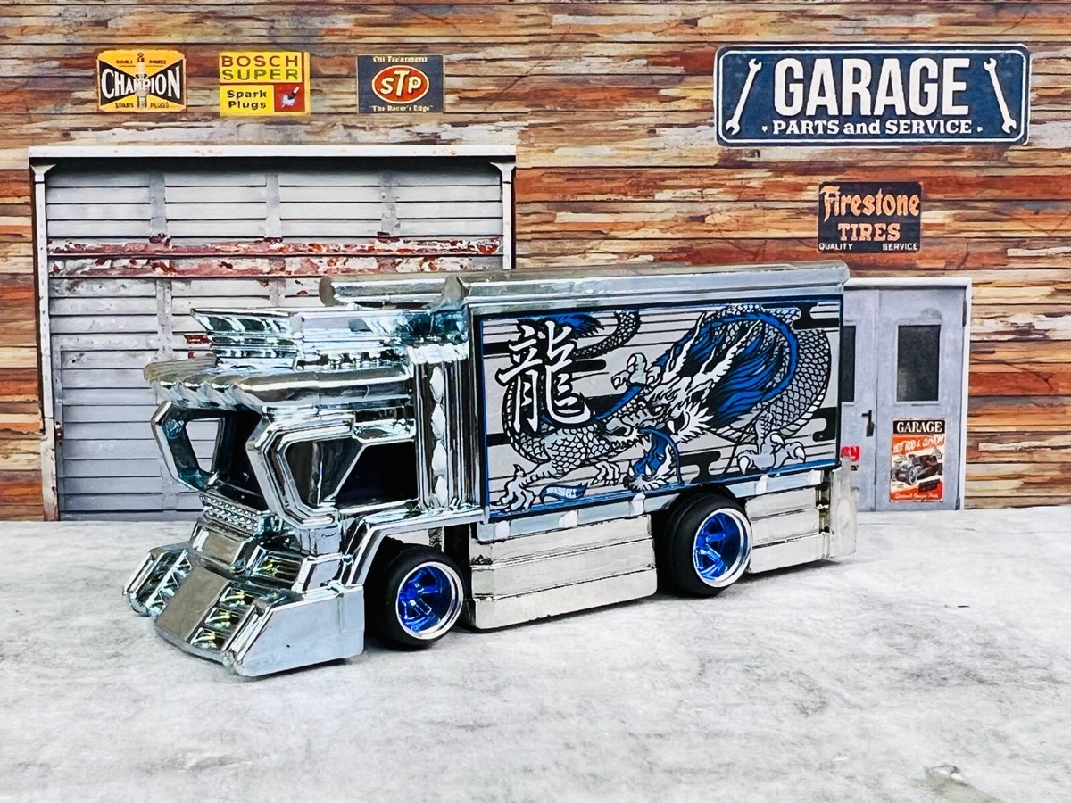 🎌🎌🎌Hot Wheels BLUE & Chrome Raijin Express Real Riders
