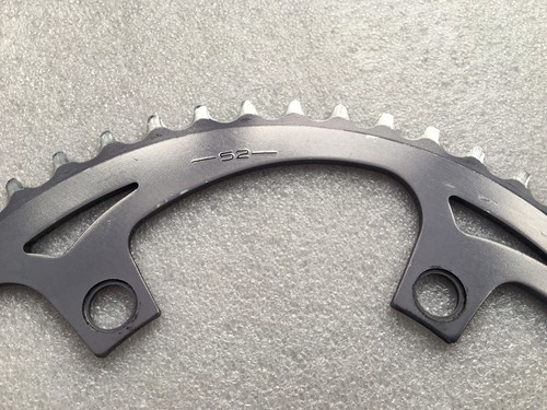 Plato plato SUNTOUR Powering 5Arm Road 52T BCD 130mm gris titanio años 90 - Imagen 3 de 6