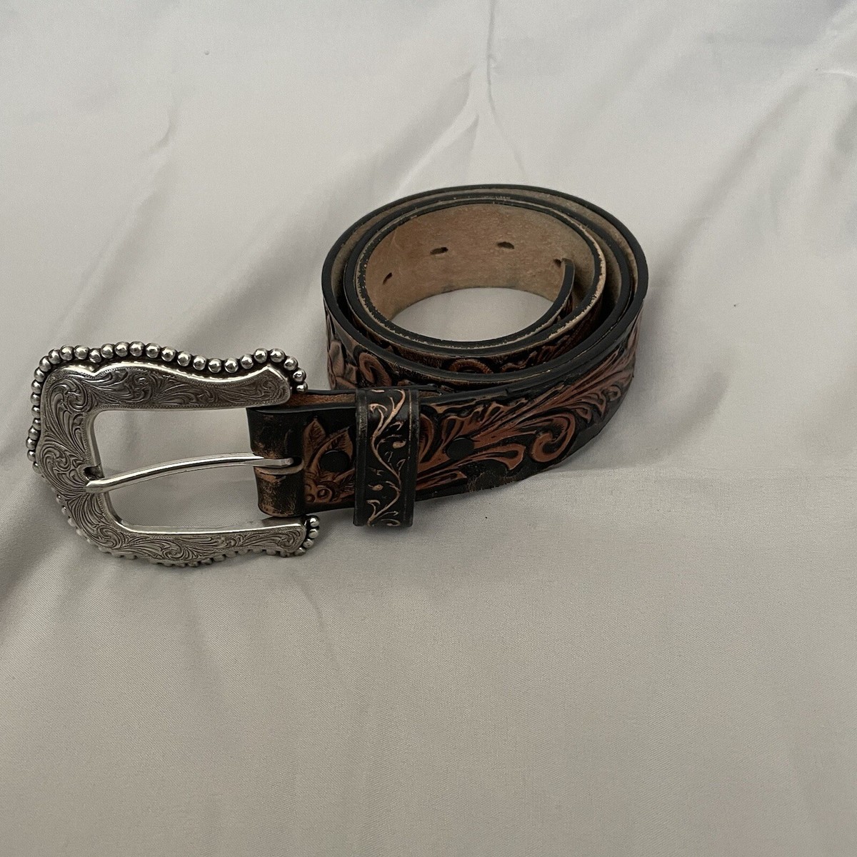 Tony Lama belt. Size small Tony Lama Men main image 2