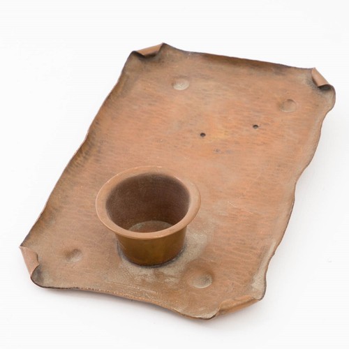 Juego de 2 piezas de escritorio de cobre martillado vintage de artes y oficios bandeja de oficio y soporte para cartas - Imagen 7 de 8