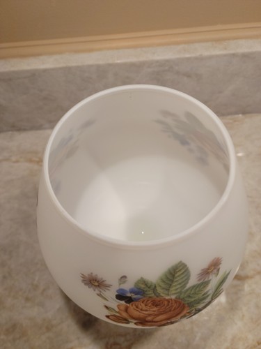 Vintage Frosted Goblet White Satin Glass Vase Brandy Snifter Floral Design - Picture 3 of 5
