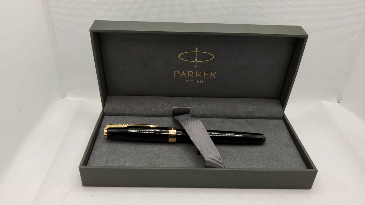 PARKER EST 1888 fountain pen Collectible Writing instrument PARKER EST 1888 fountain pen Collectible Writing instrument