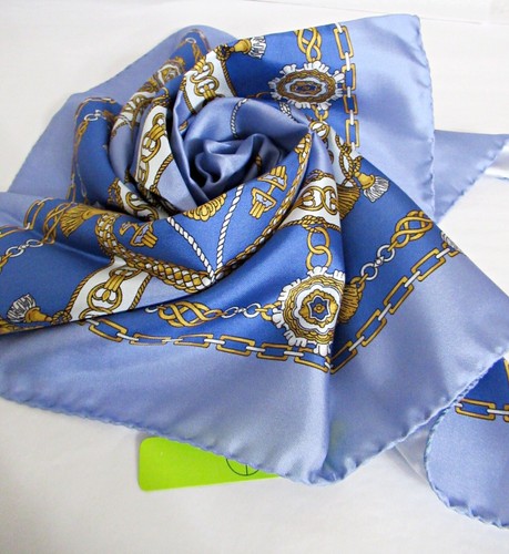 ITALIAN 100% SILK HR SQUARE SCARF CRESTS & TASSELS DESIGN 26x26 - MADE IN ITALY - Picture 11 of 17