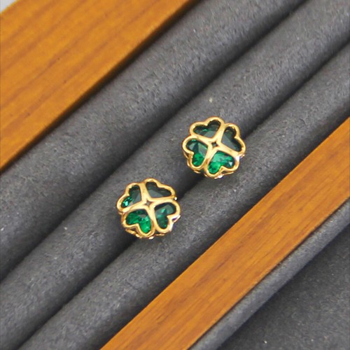 something sparkly spade studs