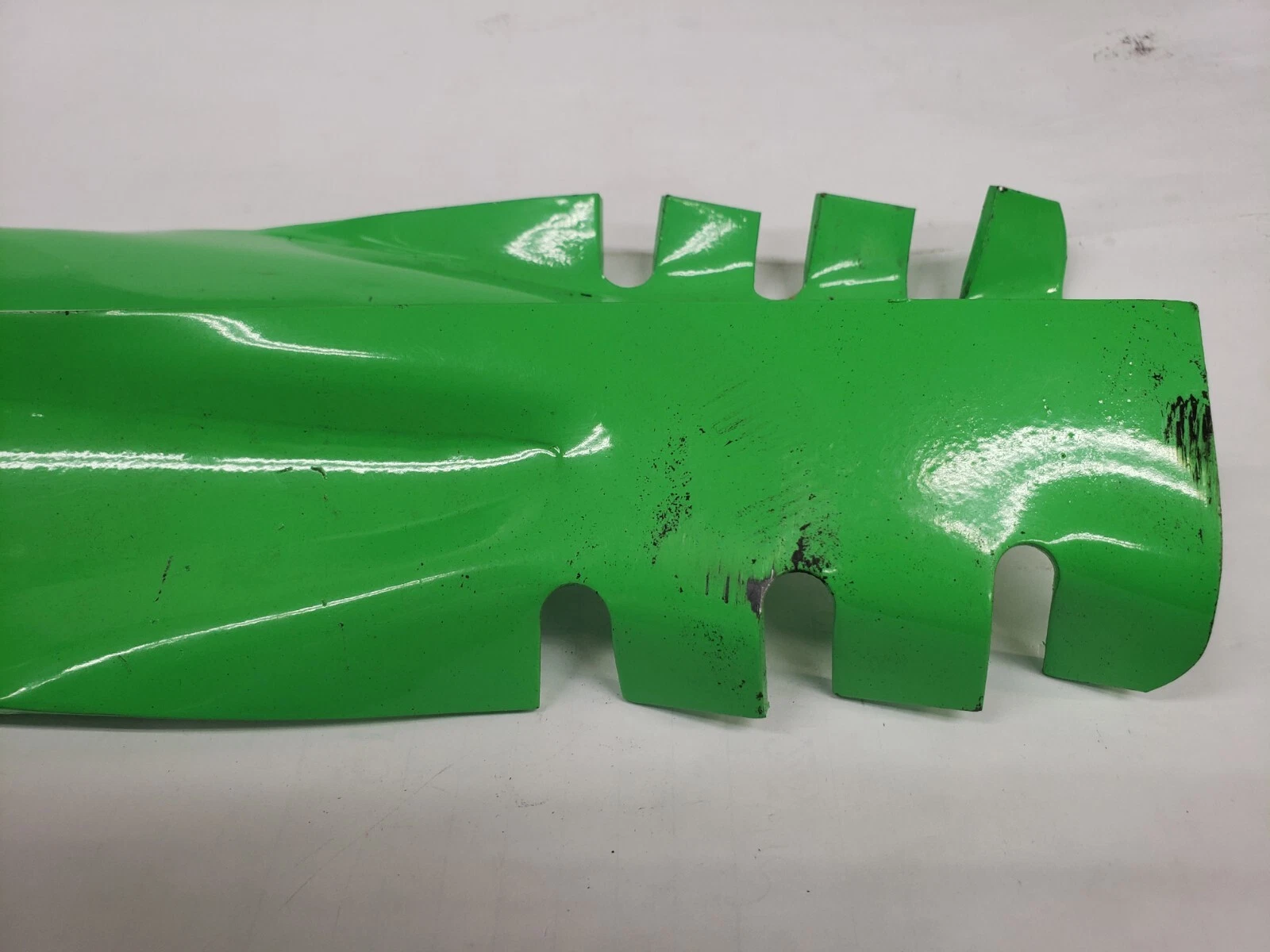 8Ten Mulching Blades for Cub Cadet - Thumbnail 5