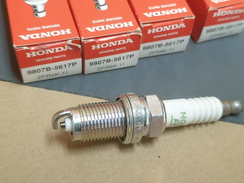 Honda CR-V 2.4 Spark Plug X4 2006-on 9807B5617P NGK ZFR6K-11 Genuine NEW - Image 3 of 4