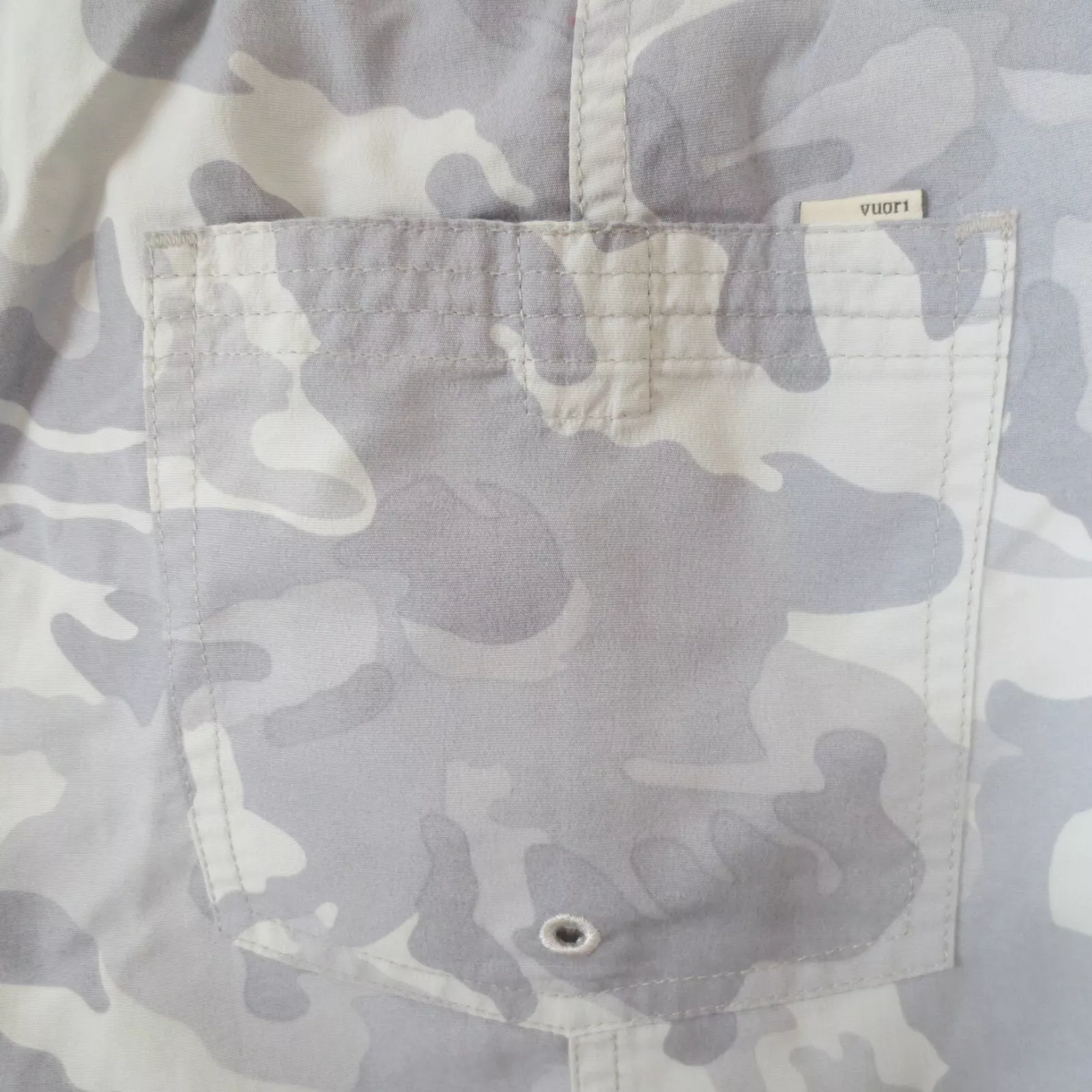 vuori sunwashed camo pull on lightweight shorts