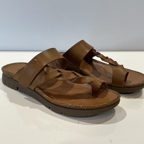 Baretraps Haron Women's Natural Vegan Leather Braided Thong Toe Loop Sandals 8