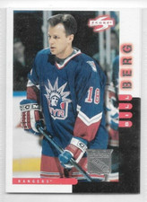 Bill Berg New York Rangers 1997-98 Score Base #9