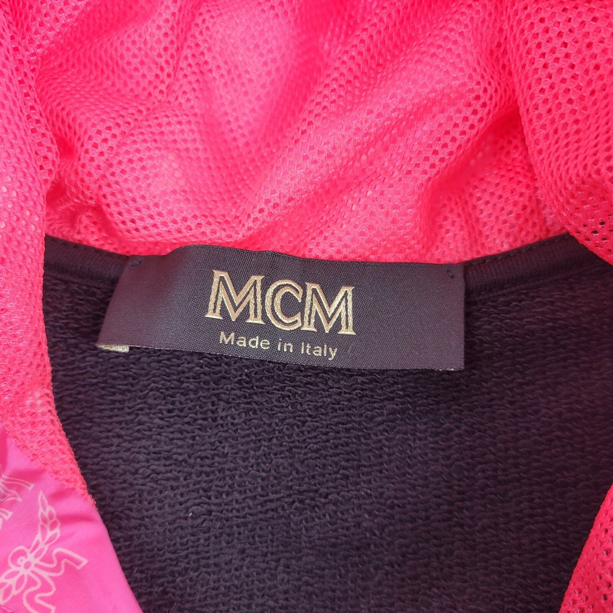 $395 MCM Mens Black Cotton Flo Sleeveless Nylon Hood