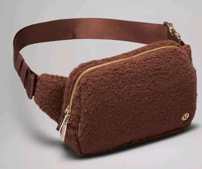 Bolso Cinturón Lululemon Everywhere Polar Grande 2L Nuevo con Etiquetas Talla Única (Marrón Tierra Dorado) Foto 3 de 4