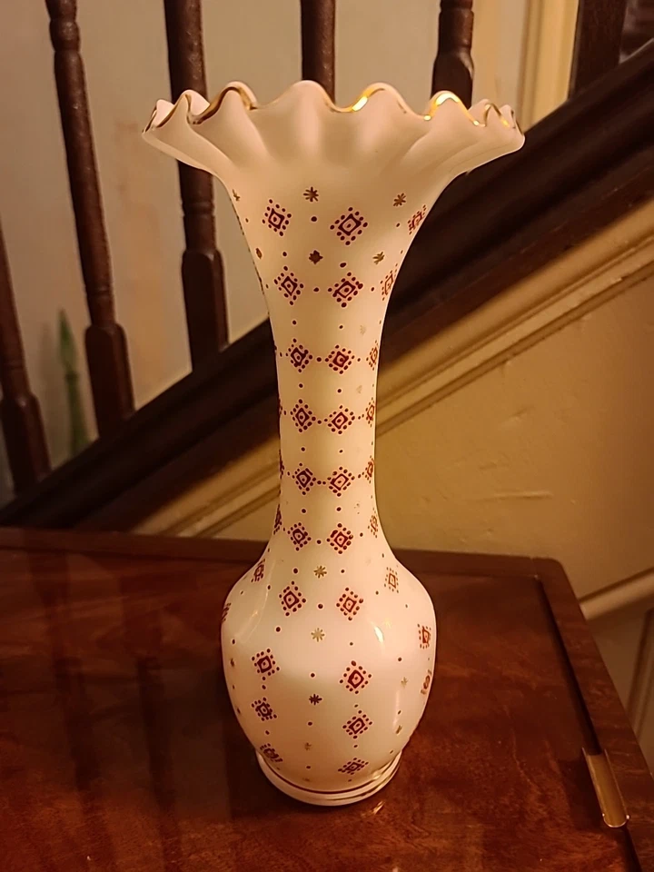 HTF 1940’s Fenton Silver Crest Hand Painted Glass Charleton Ruffled Rim Vase  - Image 4 of 4