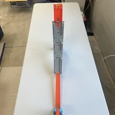 Mattel HOT WHEELS Hill Climb Champion RACE TRACK Playset (No Car) GBF81 EUC