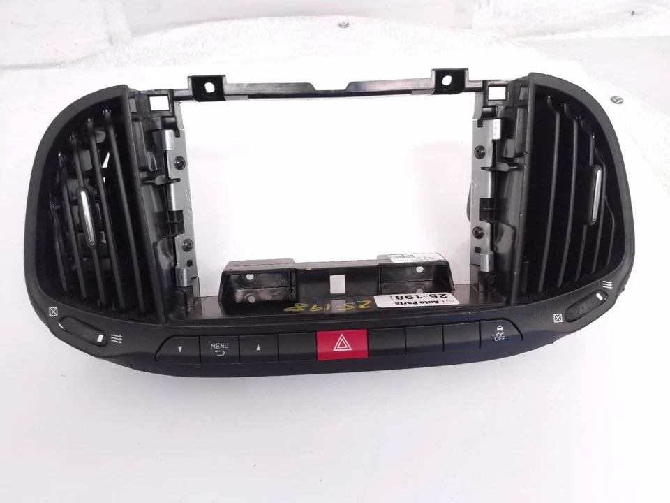 Ram Promaster 2015-2020 City Center tablero salida de ventilación de aire - marcas de palanca 6Ta08lxfaa Foto 2 de 4