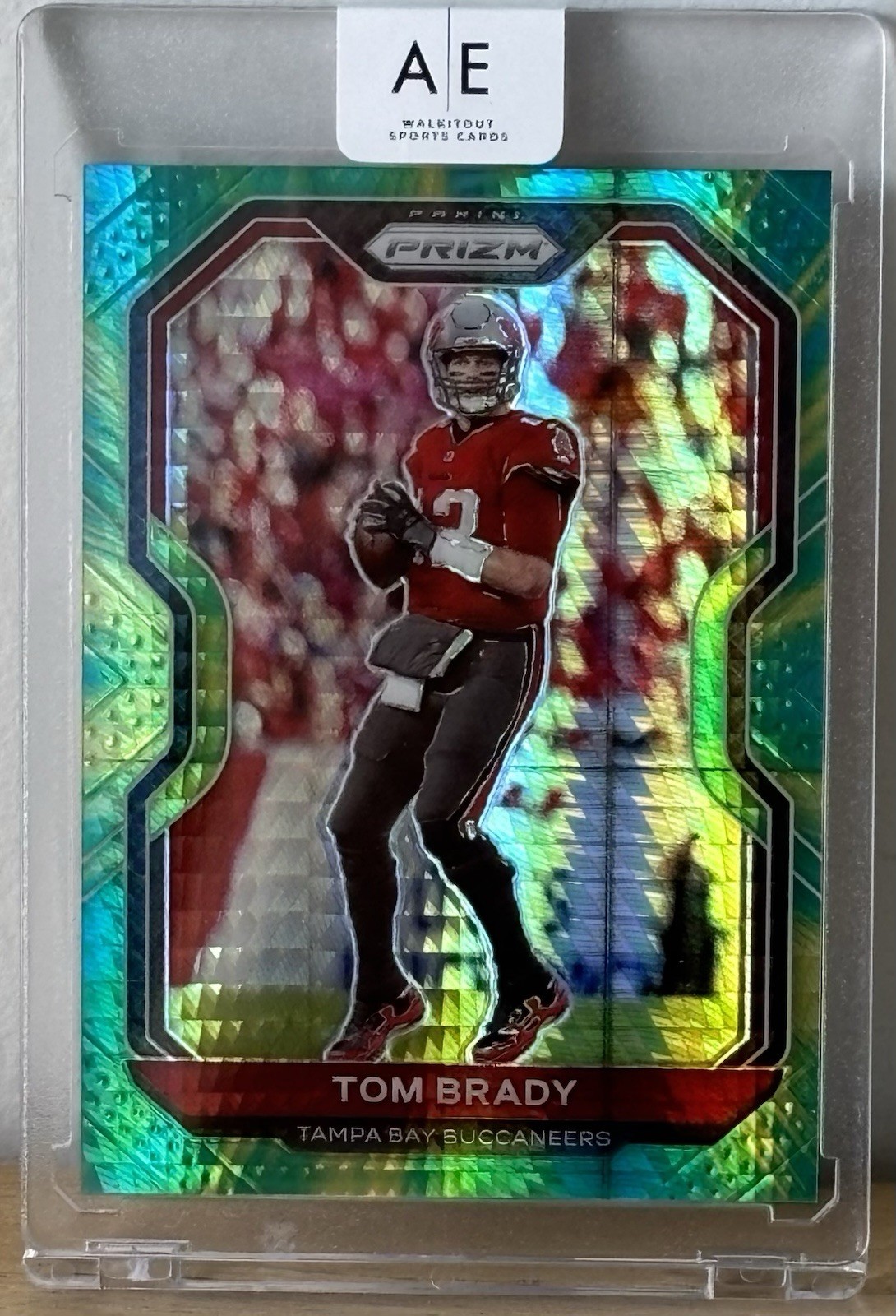 2020 Panini Prizm 🟢🔥#255 Tom Brady Hyper Prizm #d/175 SP, 1st Year Buccs!