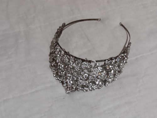 Vintage Tiara, Beautiful, Sparkling 