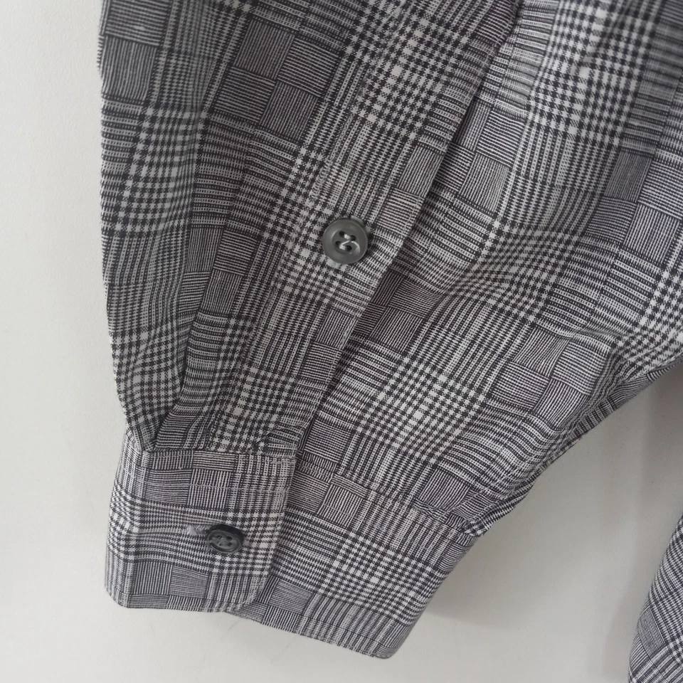 Portfolio Perry Ellis Button Down Shirt Men's Size Medium Black Gray Plaid Work - Image 4 of 4