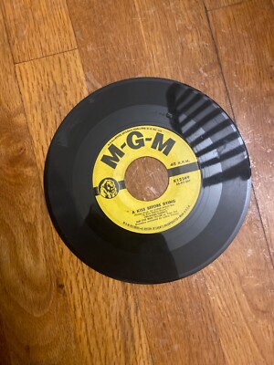 Sam Taylor A Kiss Before Dying / Bluer than Blue Vinyl 45 RPM